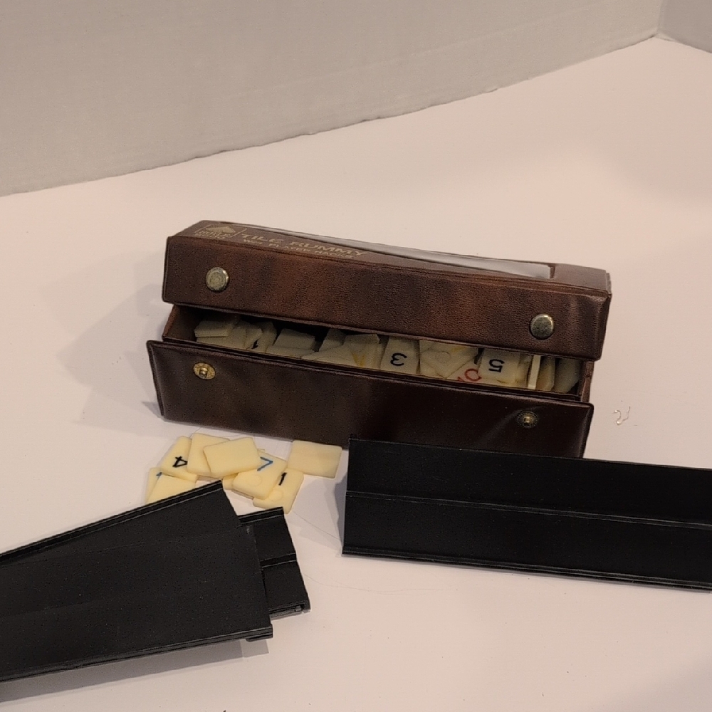 Vintage Hoyle Tile Rummy Set - Picture 2 of 4